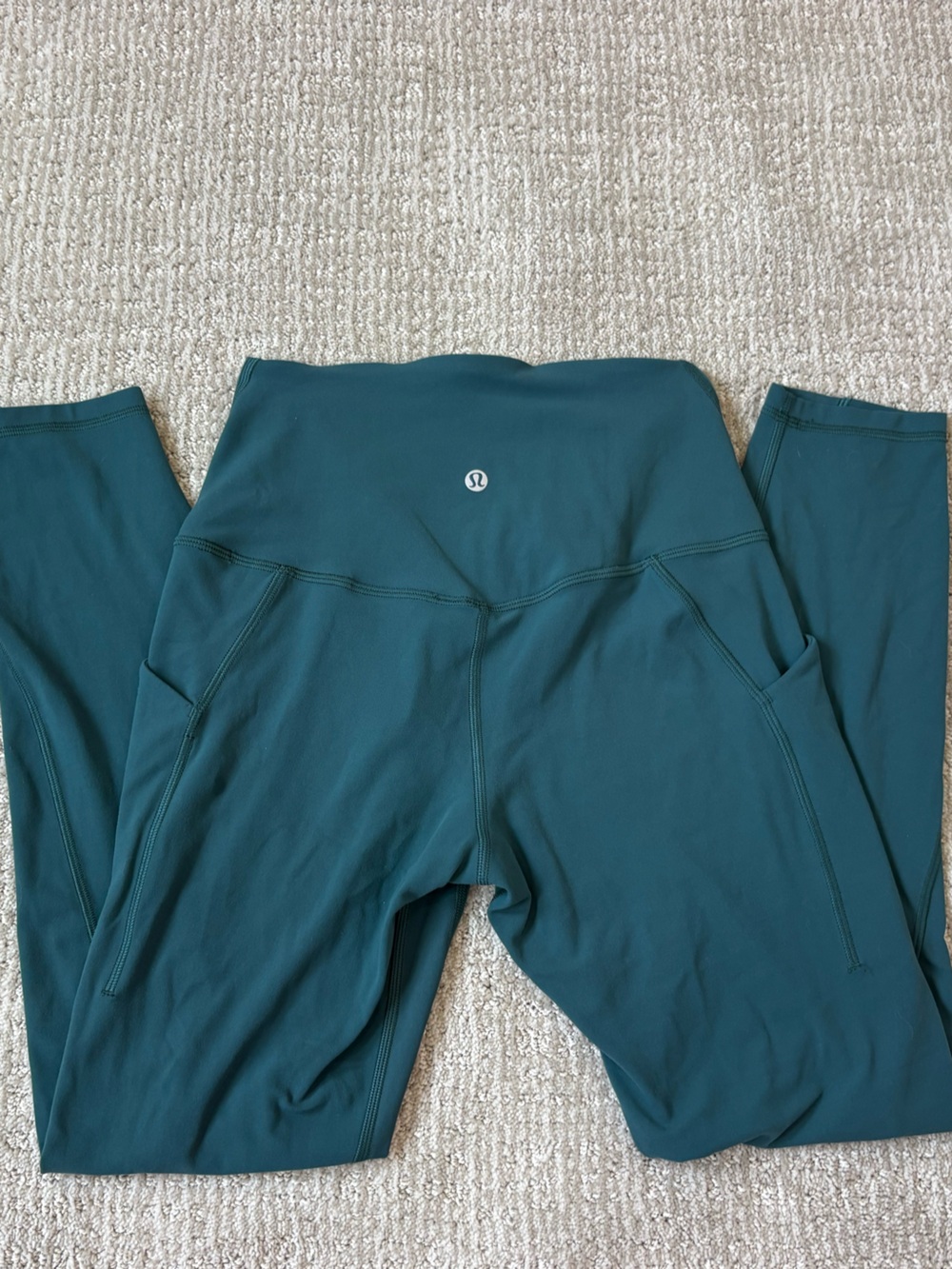 NWOT lululemon Align High-Rise
Pant with Pockets 25" Jasper Green